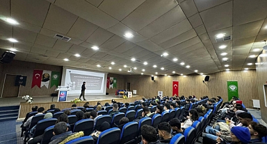 Iğdır'da Gençlere Güvenli Gelecek İçin Bilgilendirme Çalışmaları Devam Ediyor