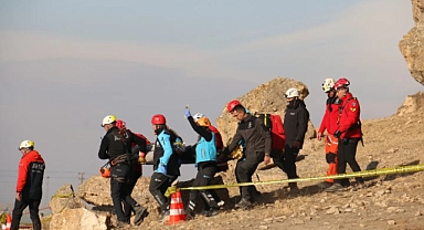 Iğdır'da Gerçeği Aratmayan Arama Kurtarma Tatbikatı 