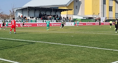 Iğdır’da gol yağmuru.. Iğdır FK  2-2 Muşspor ilkyarı sonucu