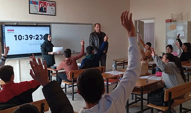 Iğdır İl Milli Eğitim Müdürü Aziz Gün, Öğrencilerle Buluştu