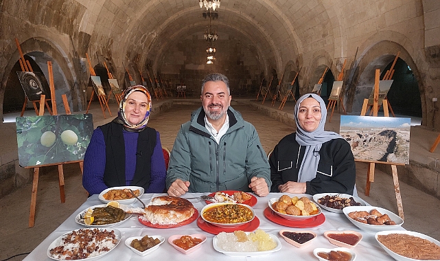 Iğdır&#039;ın Yöresel Lezzetleri Tarihi Kervansarayda Tanıtıldı