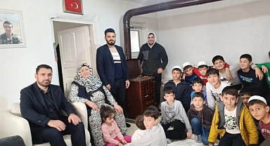 Iğdırlı Şehidin Annesine Öğrencilerden Anlamlı Ziyaret