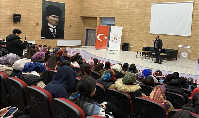 İstiklal Marşı’nın Şairi Mehmet Akif Ersoy, Iğdır’da Anıldı