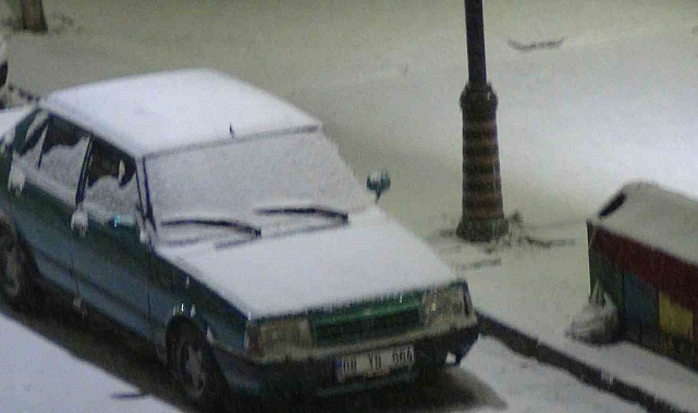 Kars&#039;ı Vuran Yoğun Kar Yağışı Hayat Felç Ediyor