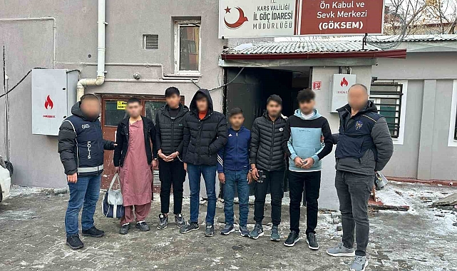 Kars&#039;ta Düzensiz Göçmen Operasyonu: 6 Kişi Yakalandı