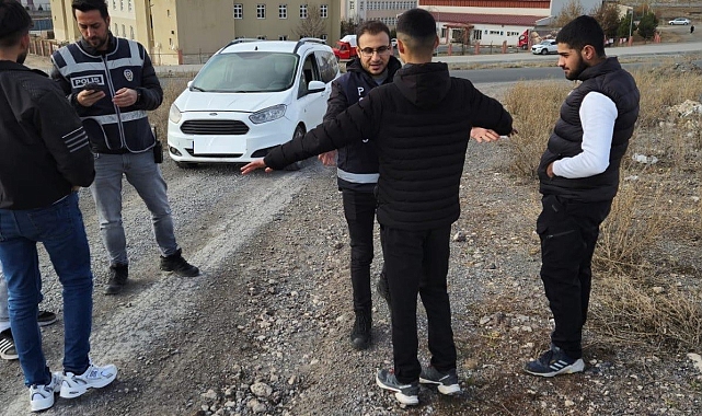 Kars&#039;ta polis, okul çevrelerinde kuş uçurtmuyor