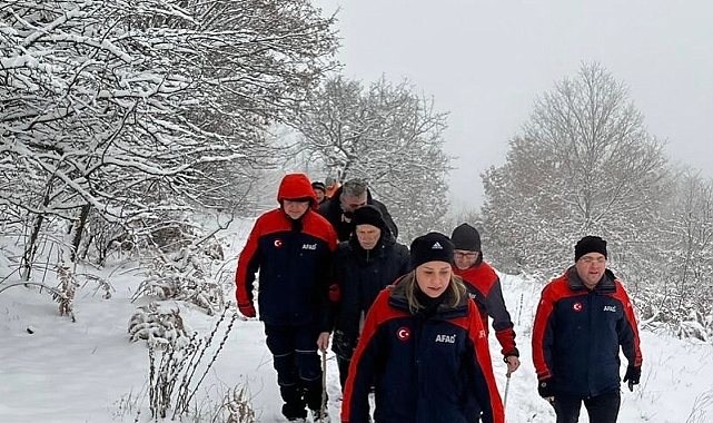 Kayıp yaşlı adam ormanlık alanda sağ olarak bulundu