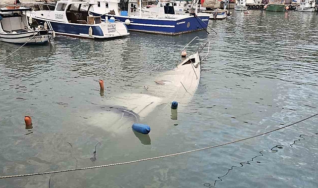 Lodos fırtınasında Almanya bayraklı 8 metrelik tekne battı