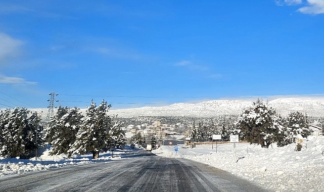 Mersin&#039;de yaylalar karla kaplandı