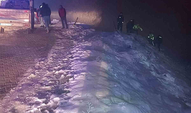 Muş&#039;ta kontrolden çıkan aracın şarampole yuvarlandı