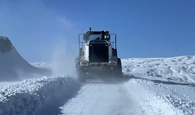 Muş&#039;ta Yaşam Normale Döndü: Kapanan Yollar Ulaşıma Açıldı!