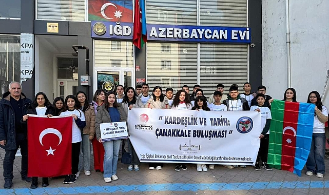 Nahçıvan&#039;dan ve Iğdır&#039;dan toplam 30 genç Çanakkale&#039;ye doğru yola çıktı