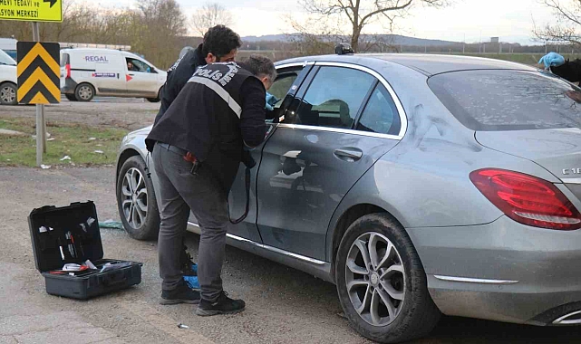 Op. Dr. Okan Dericioğlu, otomobilinde başına poşet geçirilmiş halde ölü bulundu