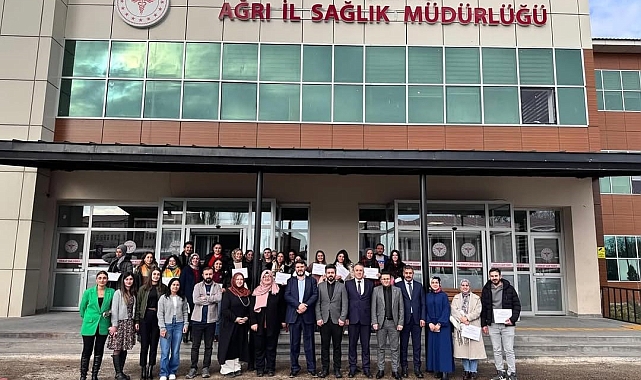 Sağlık çalışanlarına NRP eğitimi