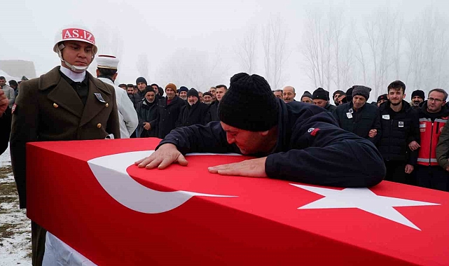 Şehit Astsubay Çavuş Taha Nergis, dualarla uğurlandı