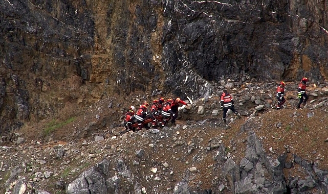 Sultangazi&#039;de kaybolan gencin cansız bedeni uçurumda bulundu