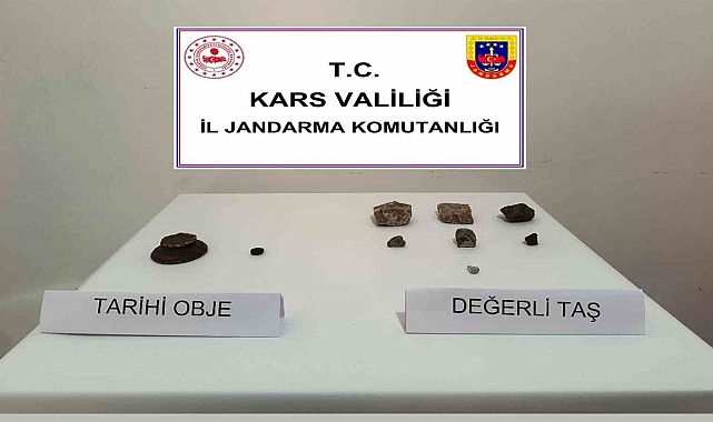 Susuz&#039;da, bir otomobilde tarihi eser ele geçirildi