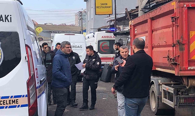 Tekirdağ&#039;ın Çorlu ilçesinde lokanta önünde erkek cesedi bulundu