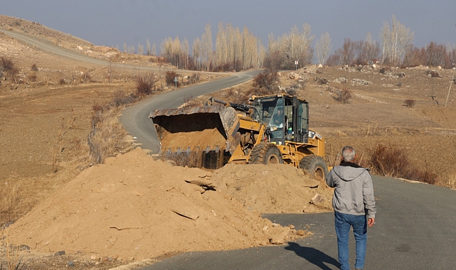 Tuzluca/Üçkaya Grubu Yolu Genişliyor!