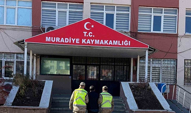 Van&#039;da Düzensiz Göçmen Operasyonu: 5 Kişi Yakalandı, Organizatör Tutuklandı