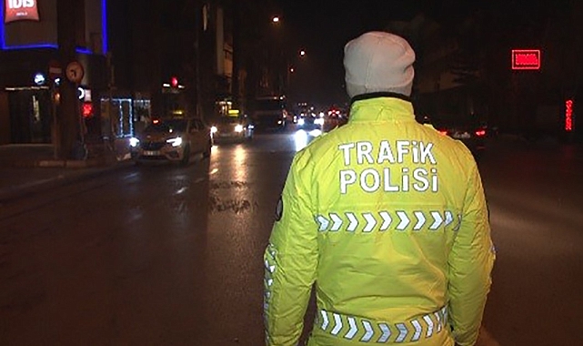 Yılbaşı gecesi bin 432 trafik polisi görevde