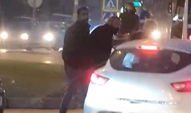 Yol verme kavgası kamerada