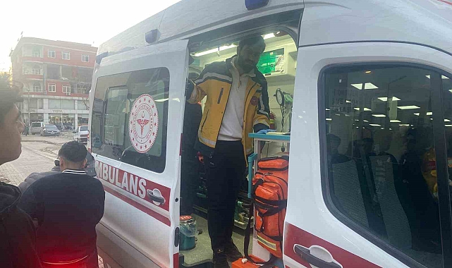 Adıyaman&#039;da Korkunç Kaza: Çocuk, Bacağına Demir Çubuk Saplandı