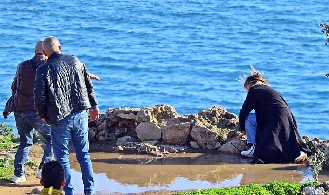 Antalya&#039;da Falezlerde Dram: İntihar Girişiminde Bulunan Kadın Son Anda Kurtarıldı