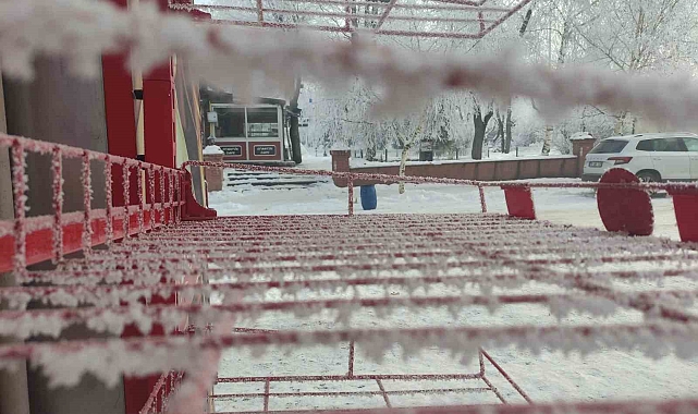 Ardahan&#039;da Sibirya soğukları: Göle eksi 19