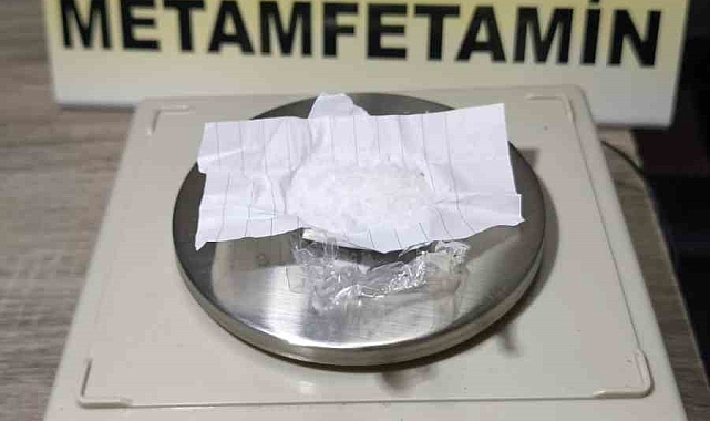 Bingöl&#039;de Uyuşturucu ve Silah Operasyonu: Bir Gözaltı