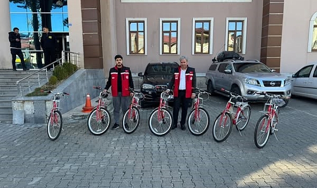 Bingöl'ün Genç İlçesinde Başarılı Öğrencilere Bisiklet Sevinci