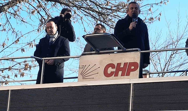 CHP Genel Başkanı Özel, Kars&#039;ta partisinin il binasının açılış töreninde konuştu: