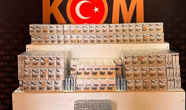 Erciş'te Gümrük Kaçağı Sigara Operasyonu: 1700 Paket Sigara Ele Geçirildi
