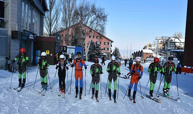 Erzurum&#039;da Dağ Kayağı Heyecanı! Palandöken&#039;de Kıyasıya Mücadele