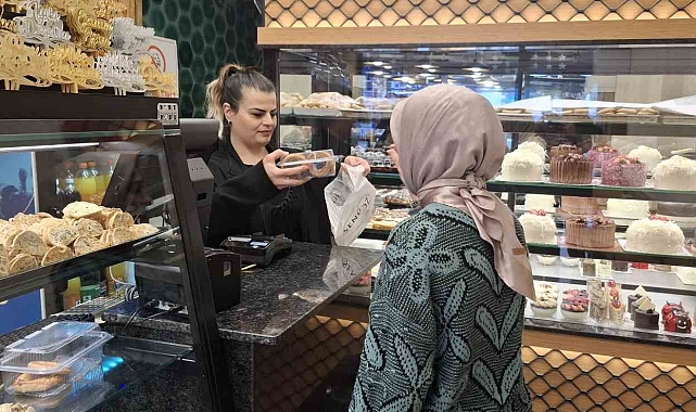 Eskişehir&#039;de Kandil Simidi Talebi Patladı!