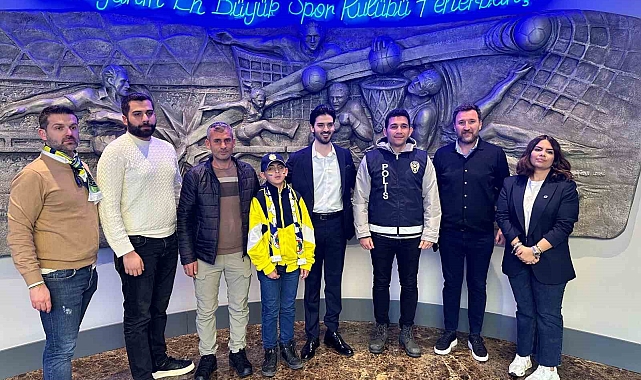 Görme engelli Abdullah&#039;ın statta maç hayali gerçek oldu