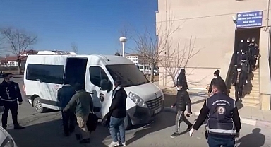 Iğdır'da Düzensiz Göç Operasyonu: 9 Göçmen Yakalandı