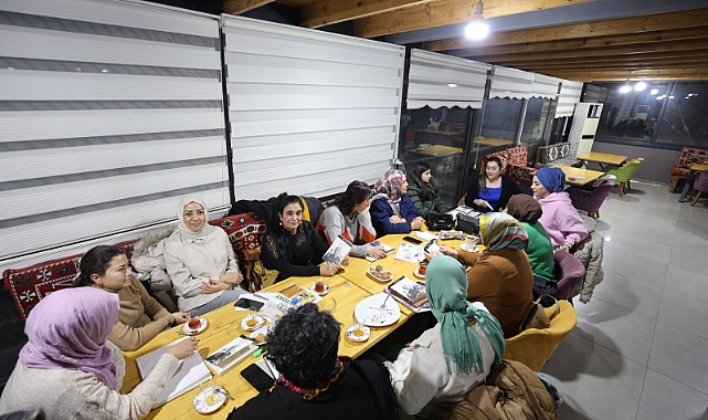 Iğdır’da Kadınlar ‘Bir Kitaptan Fazlası’ Etkinliğiyle Edebiyatı Derinlemesine Tartışıyor