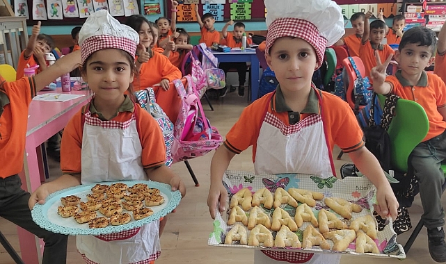 Iğdır&#039;da Öğrenciler, Harfleri Kurabiye yaparak öğreniyor