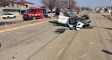 Iğdır'da Trafik Kazası: Kadın Sürücü Yaralandı
