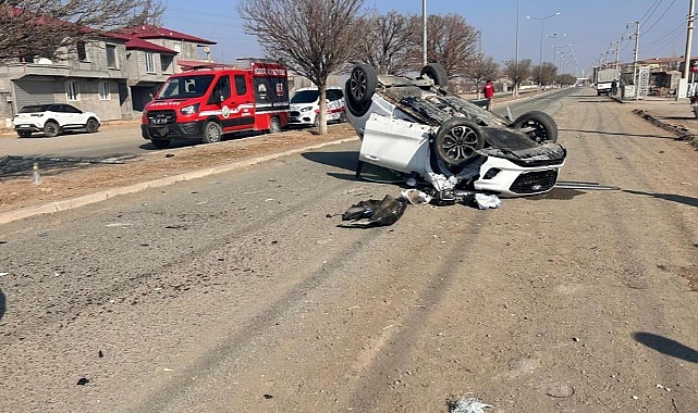 Iğdır&#039;da Trafik Kazası: Kadın Sürücü Yaralandı