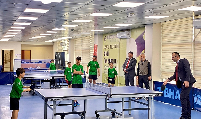 Iğdır Gençlik ve Spor İl Müdürü Recai Şahin, Sporcularla Bir Araya Geldi