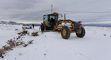 Iğdır İl Özel İdaresi: 60 köy yolunda 330 kilometrelik bir kar mücadelesi gerçekleştirdi