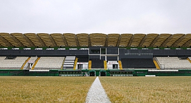 Iğdır Şehir Stadyumu Heyecanla Bekliyor: Iğdır FK, Boluspor'u Ağırlıyor!
