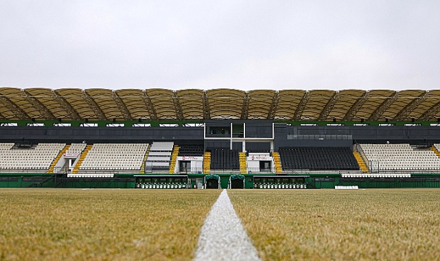 Iğdır Şehir Stadyumu Heyecanla Bekliyor: Iğdır FK, Boluspor&#039;u Ağırlıyor!