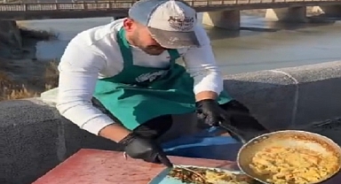 Iğdırlı Şef Habib Özmen'den Tarihi Köprüde Unutulmaz Bir Lezzet Şöleni