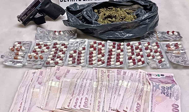 İskenderun&#039;da uyuşturucu operasyonu: 2 şahıs hakkında işlem yapıldı