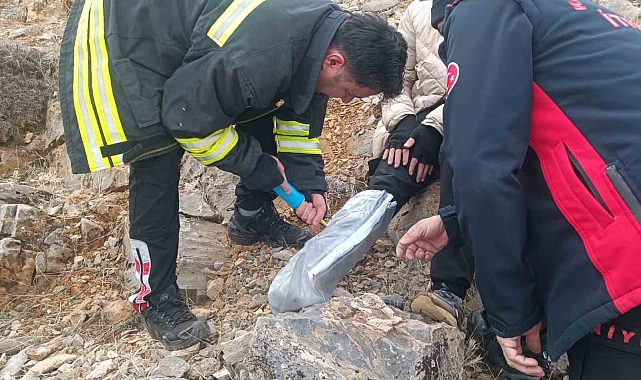 Kahramanmaraş&#039;ta Korkutan Kaza: Genç, Kayalıklardan Düşerek Yaralandı