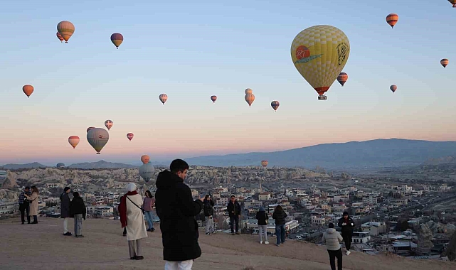 Kapadokya Turizmde Rekor Kırıyor: 2024&#039;te 4.3 Milyon Ziyaretçi