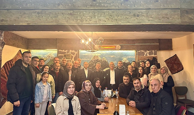 Karakoyunlu AK Parti İlçe Teşkilatı Yemekte Bir Araya Geldi